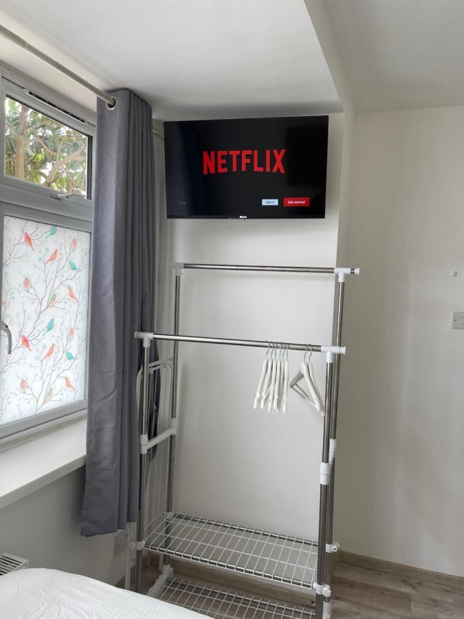 Studio Flat Fully Equipped Apartamento Croydon Exterior foto